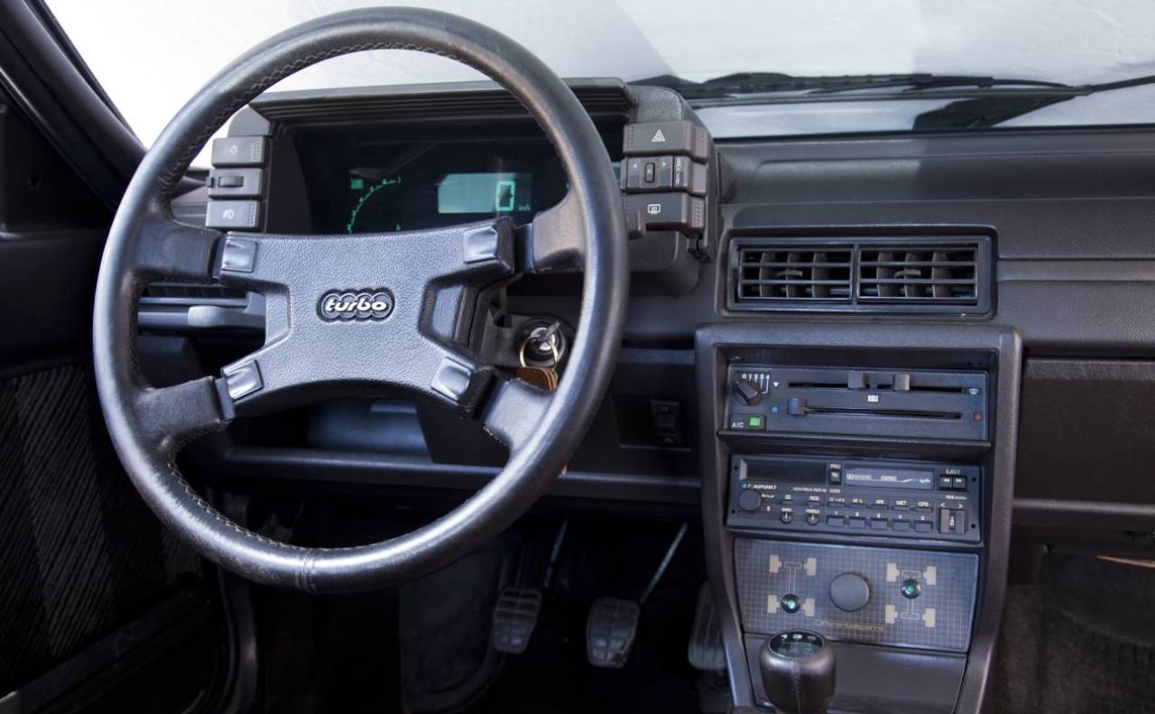 mejores cuadros instrumentos coches 80