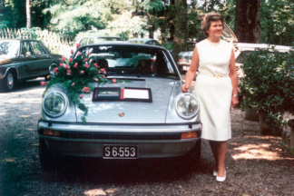 El primer Porsche 911 Turbo de la Historia ('No. 1') fue un regalo a Louise Piëch, hija de Ferdinand Porsche, por su 70 cumpleaños Porsche 911 Turbo Louise Piëch