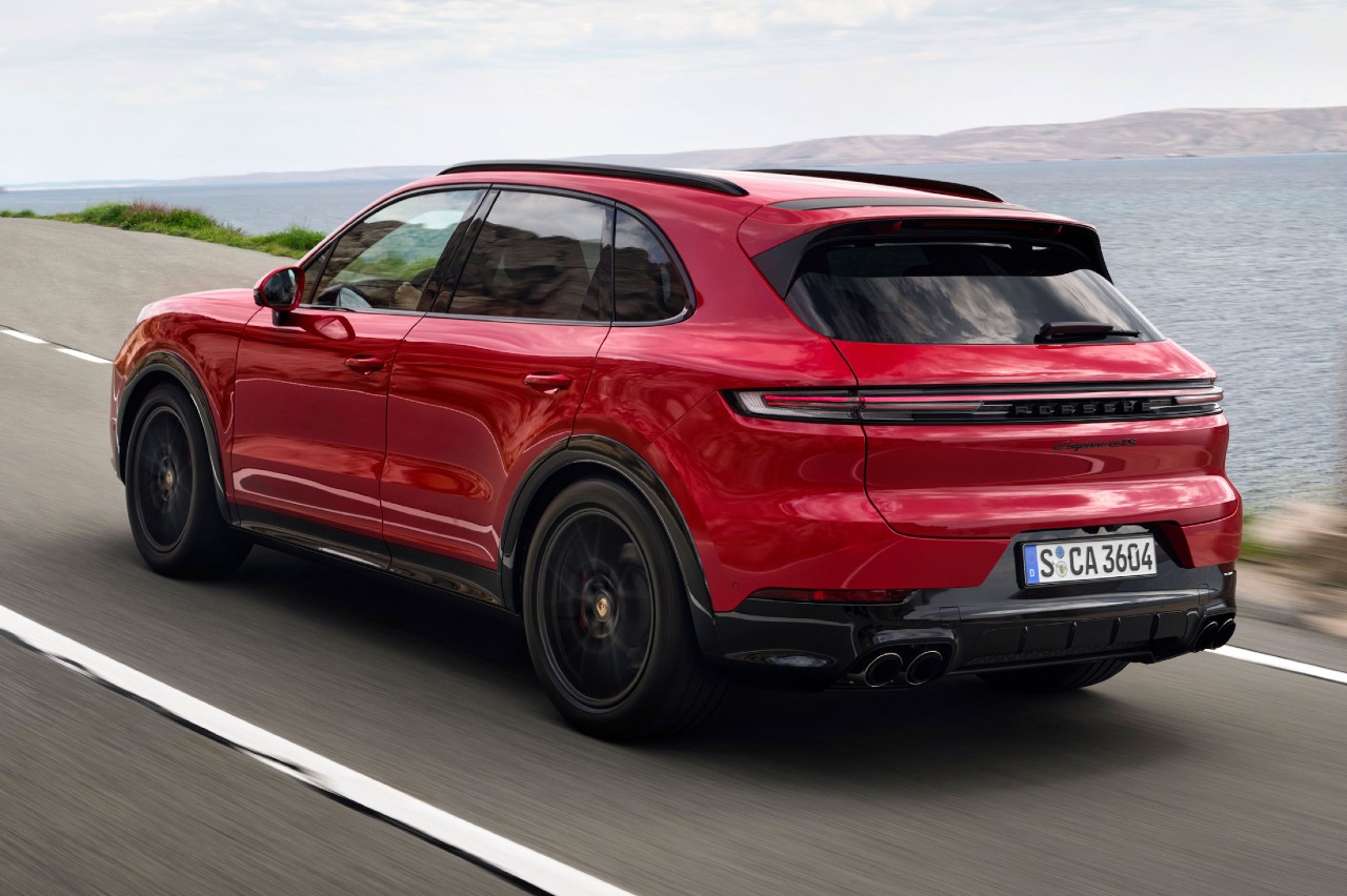 Porsche Cayenne GTS 2024