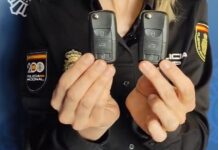 La Policía Nacional avisa de lo que pueden esconder algunas llaves de coches muy comunes Policía Nacional llaves coches