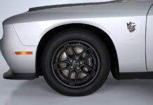 No te imaginas la locura de precio que tiene cada llanta de fibra de carbono del Dodge Demon 170 Precio llanta Dodge Demon 170