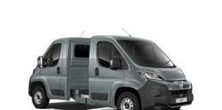 Este Jumper que vende Citroën posee dos partes frontales unidas, dos motores y dos transmisiones, y tiene una sencilla explicación citroen jumper back to back