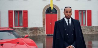 Los coches de calle de Lewis Hamilton Lewis Hamilton con su coche favorito, el Ferrari F40