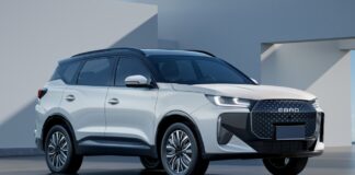 Ebro S700 y Ebro S800: el renacer de la marca española Ebro S700 y Ebro S800