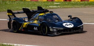 Lewis Hamilton podría ser uno de los primeros propietarios del nuevo Ferrari 499P Modificata lewis hamilton ferrari 499p modificata