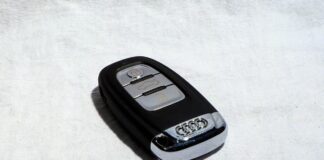 Que no te extrañe si ves a la gente guardado la llave de su coche en papel de aluminio llave coche papel aluminio