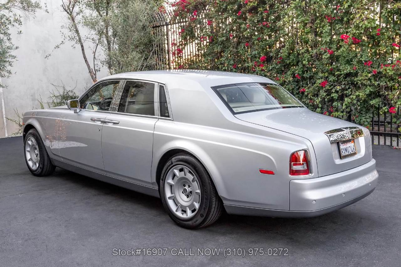 Rolls-Royce Phantom