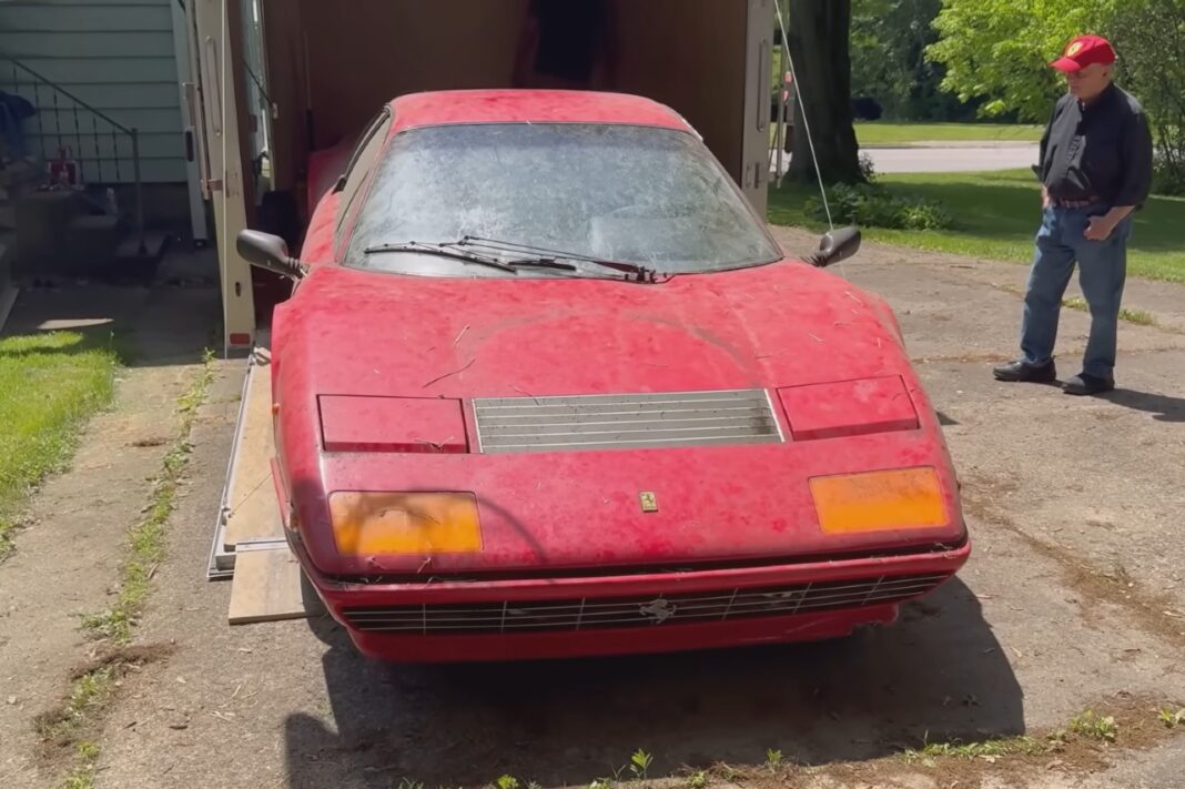 Ferrari 512 BB abandonado 1996
