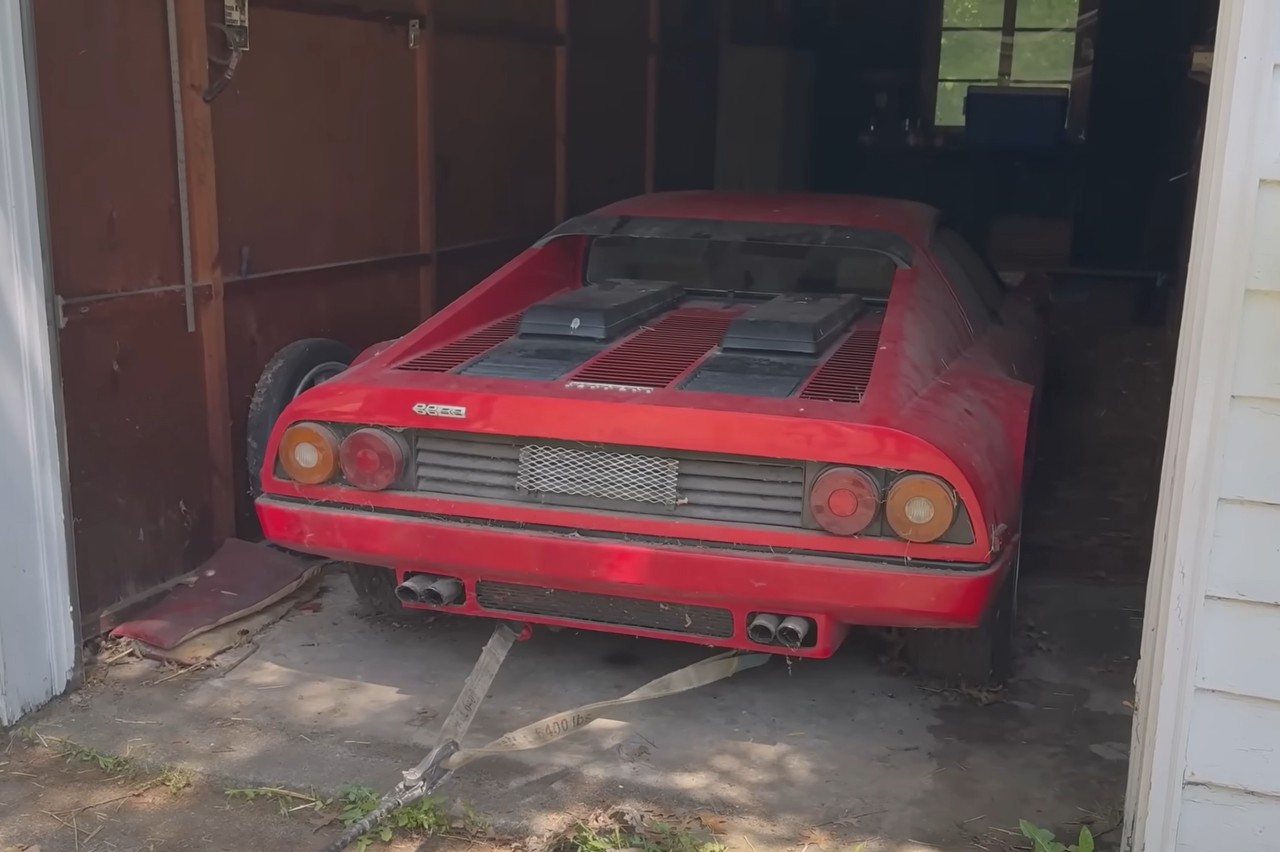 Ferrari 512 BB abandonado 1996