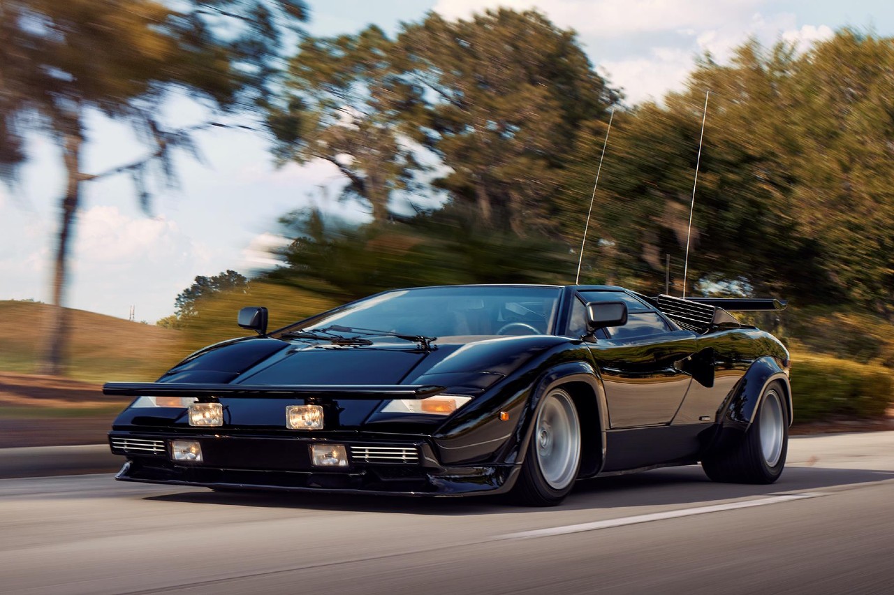 Lamborghini Countach alerón delantero