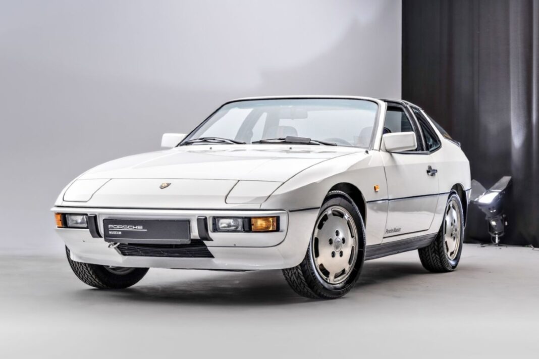 Porsche 924 Turbo Targa
