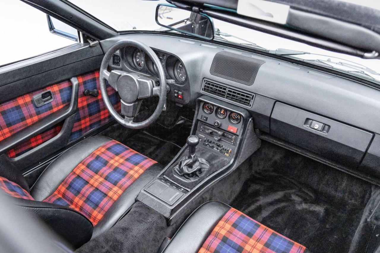 Porsche 924 Turbo Targa