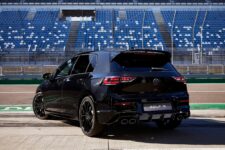 Volkswagen Golf R 2024 Black Edition