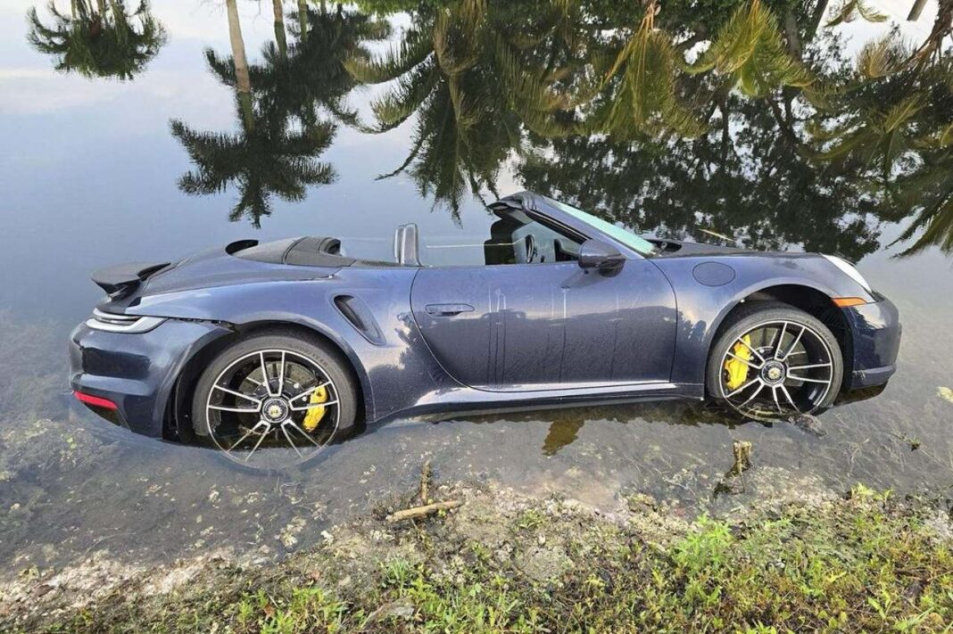 Porsche 911 Turbo S Cabrio