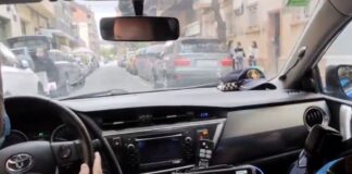 De esta forma multa el Multacar, el coche con cámara que sanciona por aparcar en doble fila Multacar