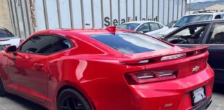 La Policía de California muestra en redes algunos de los coches confiscados en eventos callejeros ilegales coches confiscados