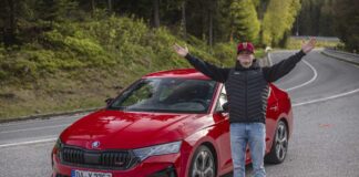 Oliver Solberg prueba el Skoda Octavia RS Oliver Solberg Skoda Octavia RS