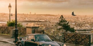 El Porsche 911 Turbo fue presentado en 1974 en el Salón de París y ahora, 50 años después, regresa a la 'ciudad del amor' porsche-911-turbo-vuelve-a-parís