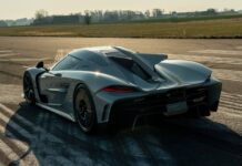 No es un hiperdeportivo eléctrico, pero ha establecido un nuevo récord pasando de 0 a 400 km/h record koenigsegg jesko absolut
