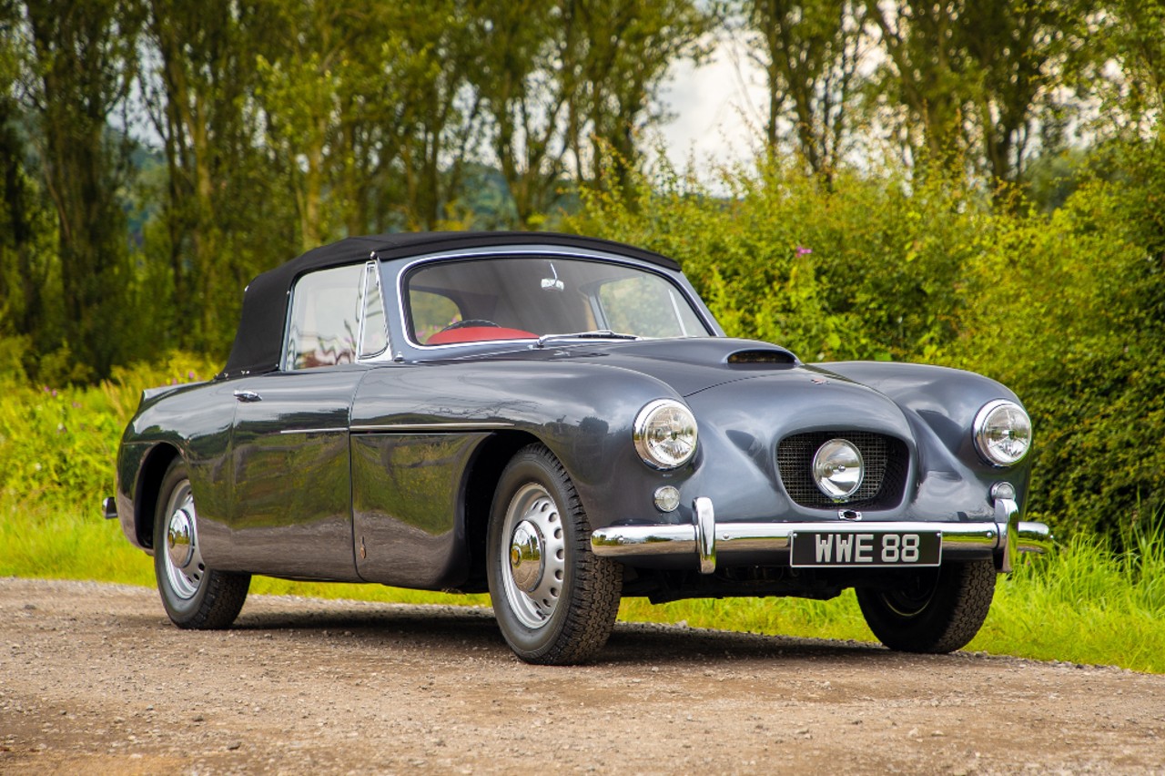 subasta-coleccion-coches-clasicos-abandonados