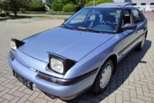 venta mazda 323f 1990