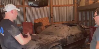 Encuentra un Chevrolet Camaro IROC-Z de 1985 abandonado en un granero durante 23 años chevrolet-camaro-iroc-z-abandonado-23-anos