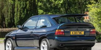 A subasta un Ford Escort RS Cosworth que pasó un año con Jeremy Clarkson Ford Escort RS Cosworth