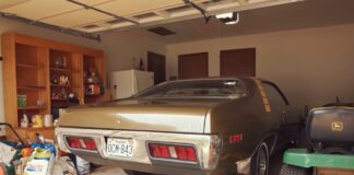 Compra un raro Plymouth Road Runner de 1971 aparcado durante 35 años en un garaje en un estado casi original plymouth-road-runner-1971-aparcado-35-anos-garaje