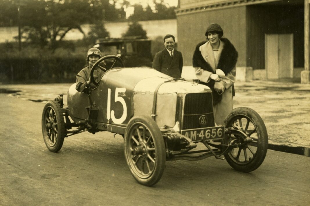 primer-aston-martin-historia