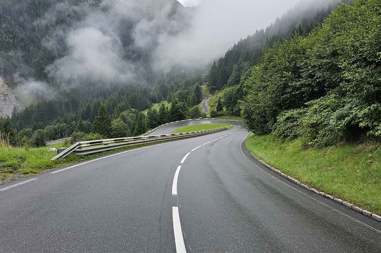 ruta coche alpes tirol austríaco