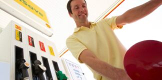 El precio del diésel se desploma: por debajo de un euro en algunas gasolineras diesel