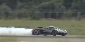 Un Koenigsegg Jesko Absolut sufre una espectacular (y cara) avería koenigsegg-jesko-absolut-averia