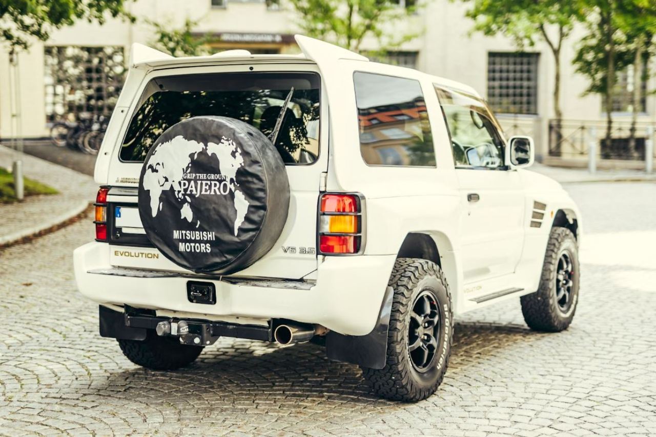 subasta-mitsubishi-pajero-evolution-1999