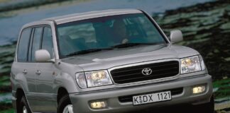 Un inspector de ITV muestra el vehículo indestructible: "tiene 26 años y mira el estado en el que se encuentra" toyota-land-cruiser