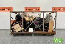 Esta Kawasaki GPZ900R de 1988 como la que conducía Tom Cruise en ‘Top Gun’ se ha vendido sin estrenar aún en su embalaje original venta-kawasaki-gpz900r-1988