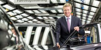 El CEO de BMW dice que prohibir los motores de combustión “ya no es un objetivo realista” ceo-bmw-prohibir-motores-combustion