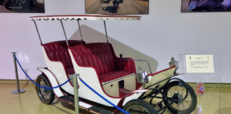 La Reina Sofía fue una adelantada a su tiempo porque se movía por Zarzuela en este coche eléctrico regalo de México coche-electrico-reina-sofia-mexico