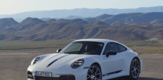 Porsche 911 Carrera T, el nueveonce para puristas, con cambio manual y por primera vez descapotable porsche-911-carrera-t-2025
