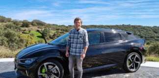 PRUEBA en VÍDEO del KIA EV6 GT, el eléctrico que funde Lamborghini, Ferrari, McLaren y Porsche en aceleración prueba vídeo Kia EV6 GT