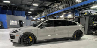 Mark Zuckerberg transforma un Porsche en un monovolumen para su esposa y sí, es peor de lo que imaginabas zuckerberg-transforma-porsche-monovolumen