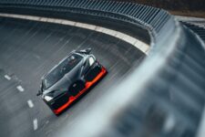 bugatti-w16-mistral-record-velocidad-450-kmh