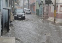 El consejo de los mecánicos a los dueños de coches inundados por la DANA para evitar el siniestro total consejo-mecanicos-duenos-coches-dana