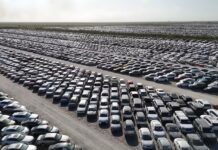 Aparecen miles de coches afectados por inundaciones en lotes de subastas en Florida miles-coches-afectados-inundaciones-subastas-florida