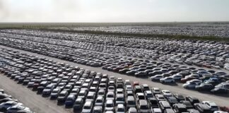 Aparecen miles de coches afectados por inundaciones en lotes de subastas en Florida miles-coches-afectados-inundaciones-subastas-florida