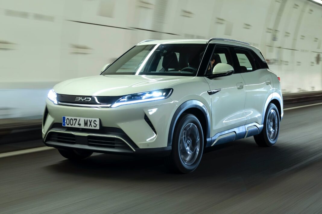 prueba del BYD Atto 2 Boost 2025 en los túneles de la M-30 de Madrid