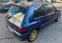 A la venta un impecable Renault Clio Williams en España con tan solo 8.000 kilómetros