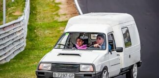 Ni Porsche 911 ni BMW M3. Se hace Nürburgring con su Citroën C15, y de vuelta a la granja en 24 horas Citroën C15 en Nürburgring