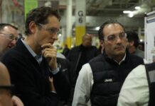 El Consejo de Administración nombra por unanimidad a Antonio Filosa CEO de Stellantis John Elkann y Antonio Filosa, el nuevo CEO de Stellantis