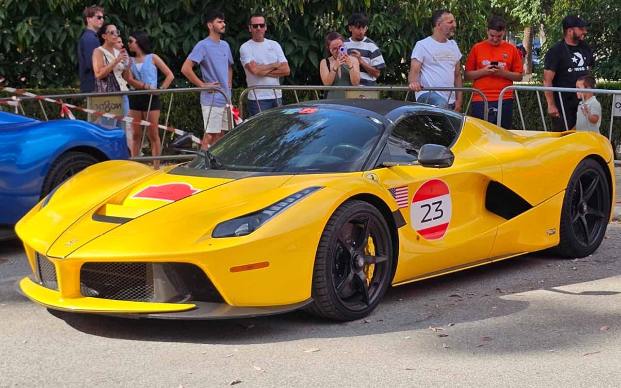 ferrari cavalcade sevilla 2025 