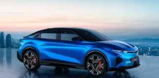 El Alpine A390 es el coche más grande y potente de la historia de la marca